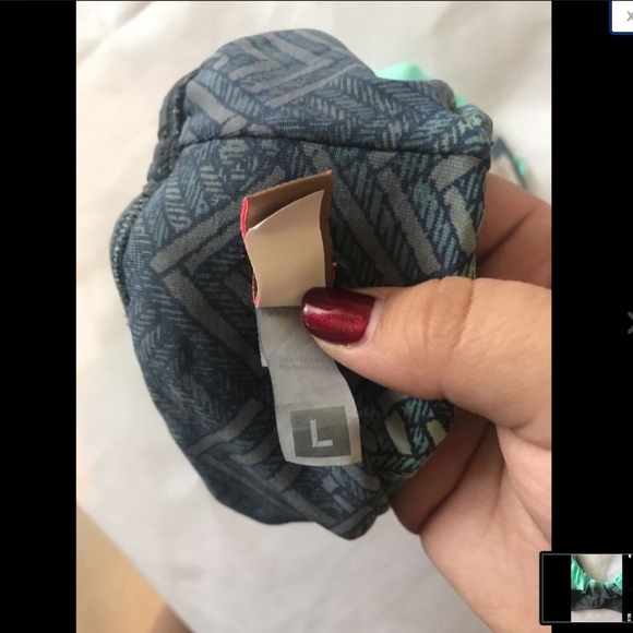 NEW Maaji Minty Ombre Ruffle‎ Reversible Bikini Top [SZ Large ] - Picture 4 of 6